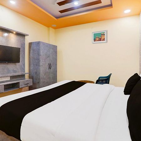 Super Hotel O Raas Plaza Kanpur Zewnętrze zdjęcie