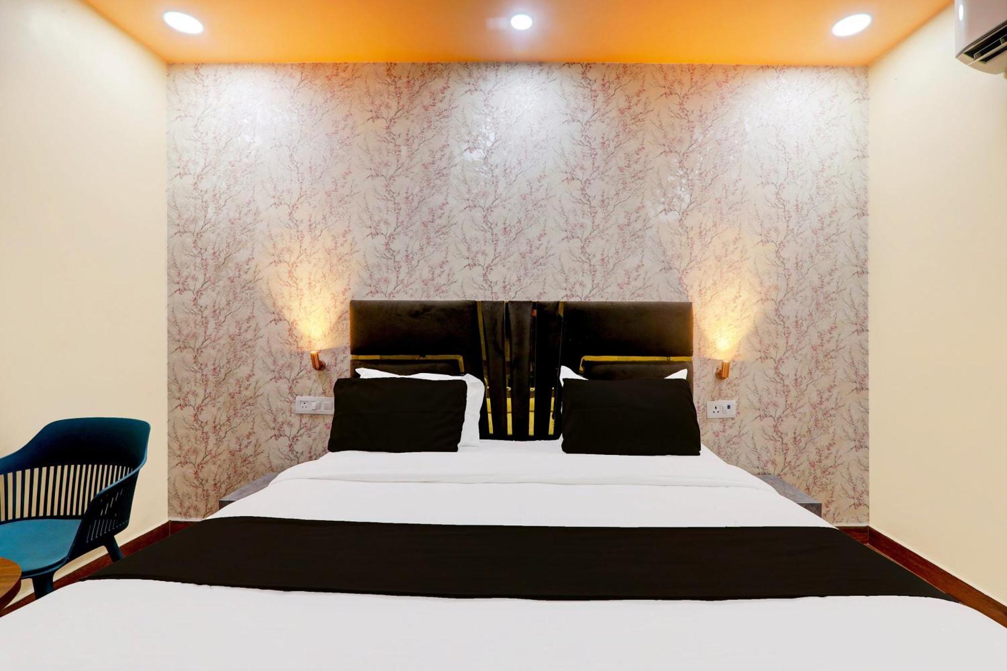 Super Hotel O Raas Plaza Kanpur Zewnętrze zdjęcie